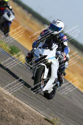 media/May-22-2023-Fastrack Riders (Mon) [[ae7626d9d8]]/Level 1/945am (Sweeper)/